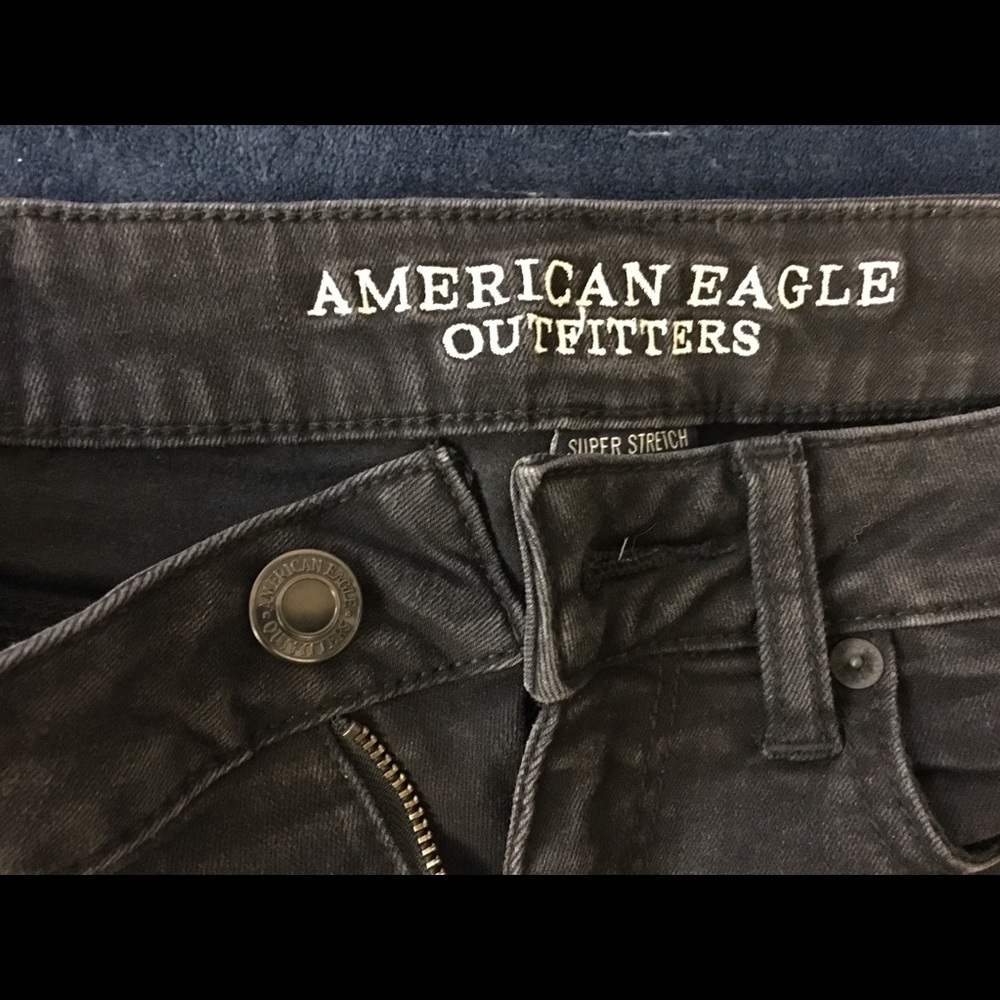 Low rise black American Eagle Outfitters shorts